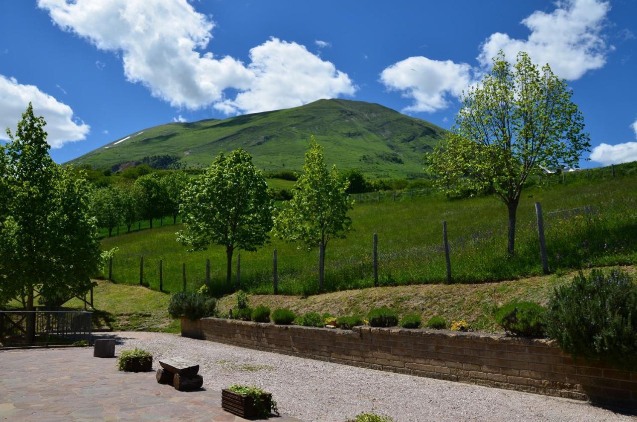 Agriturismo Le Castellare Montemonaco Exteriér fotografie