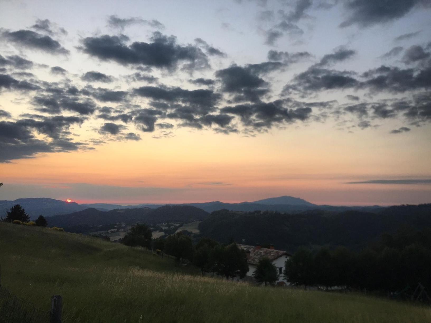 Agriturismo Le Castellare Montemonaco Exteriér fotografie