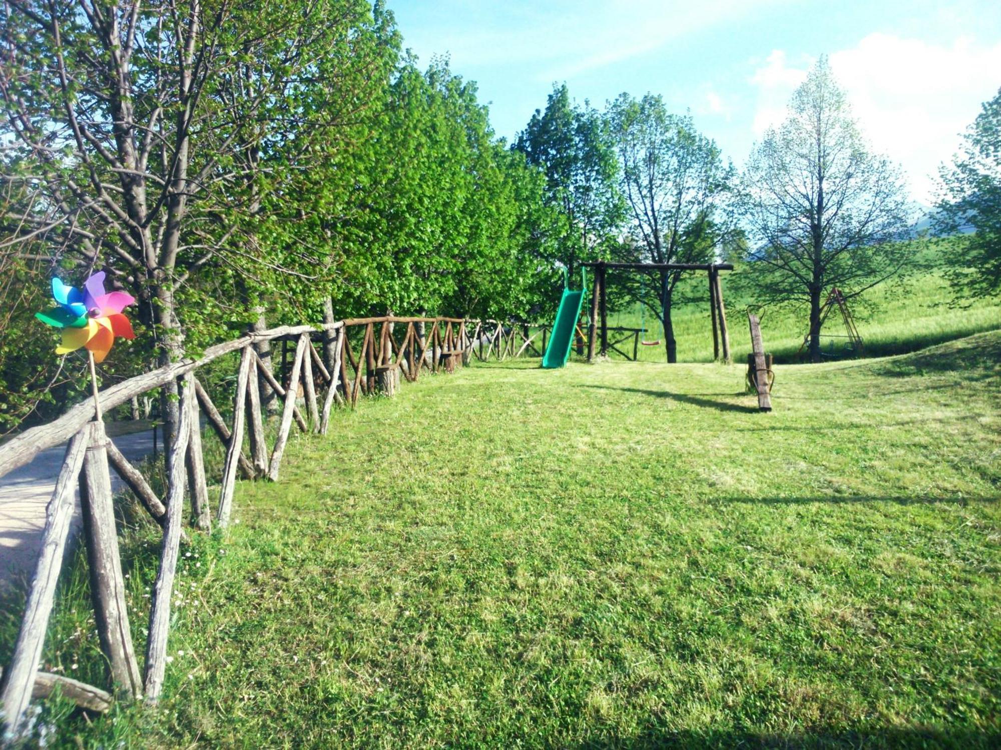 Agriturismo Le Castellare Montemonaco Exteriér fotografie